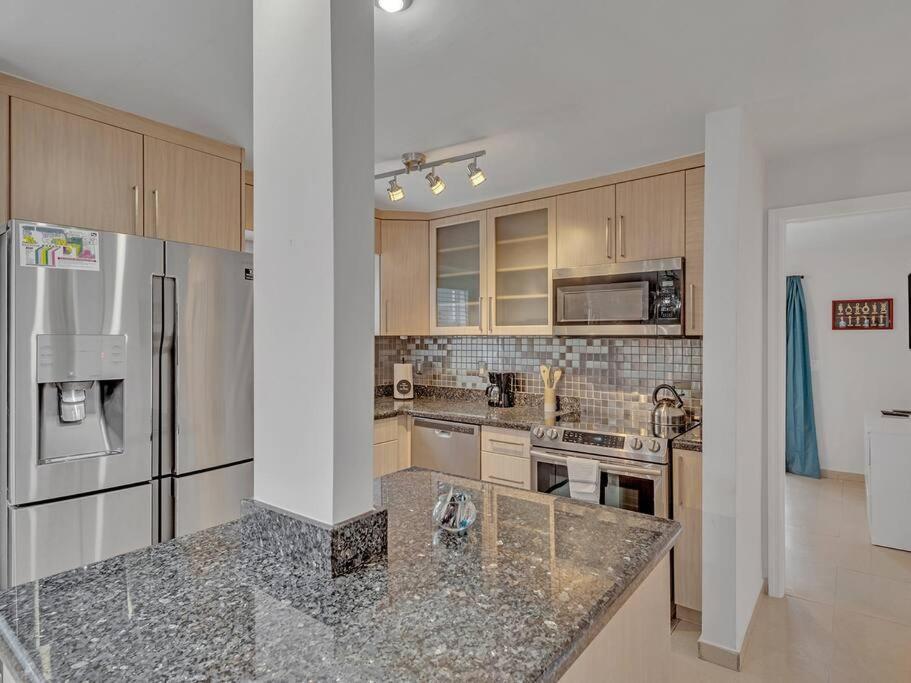 Supervilla - Lakefront - Sunsets, Kayaks, Grill Сasa de vacaciones *